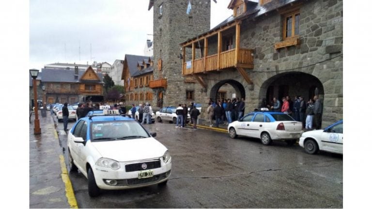 Taxis en Bariloche (web).