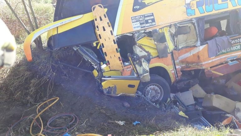 Choque fatal en La Francia. (Bomberos Voluntarios Córdoba)