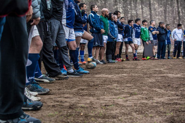 Rugby en la Cárcel. Las Aguilas del Imperio tuvieron su primer partido con "los de afuera".