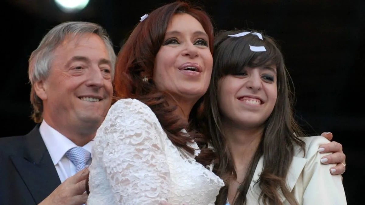 Con una foto inédita, Cristina y Florencia recordaron el cumpleaños de Néstor Kirchner