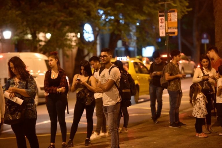 Paro de colectivos en Córdoba este lunes por la noche.