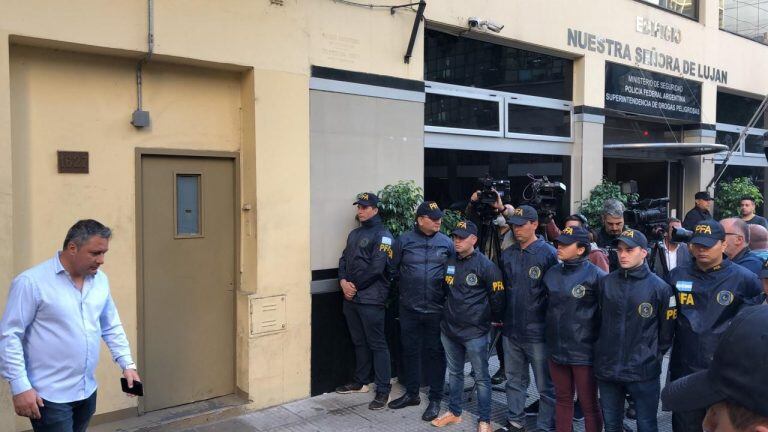 Dependencia policial donde quedó detenido Alberto Samid tras aterrizar en el país. (Foto: Federico López Claro)