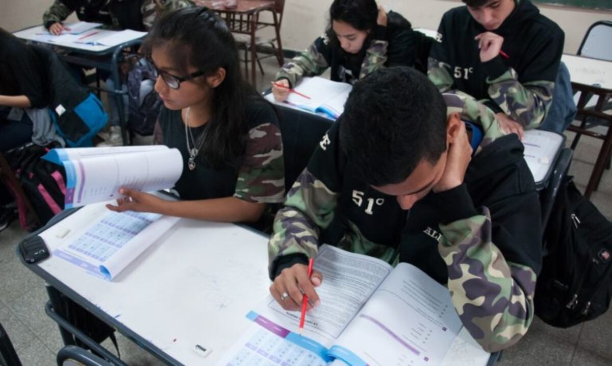 Se modificó la fecha de las mesas de examen de secundaria