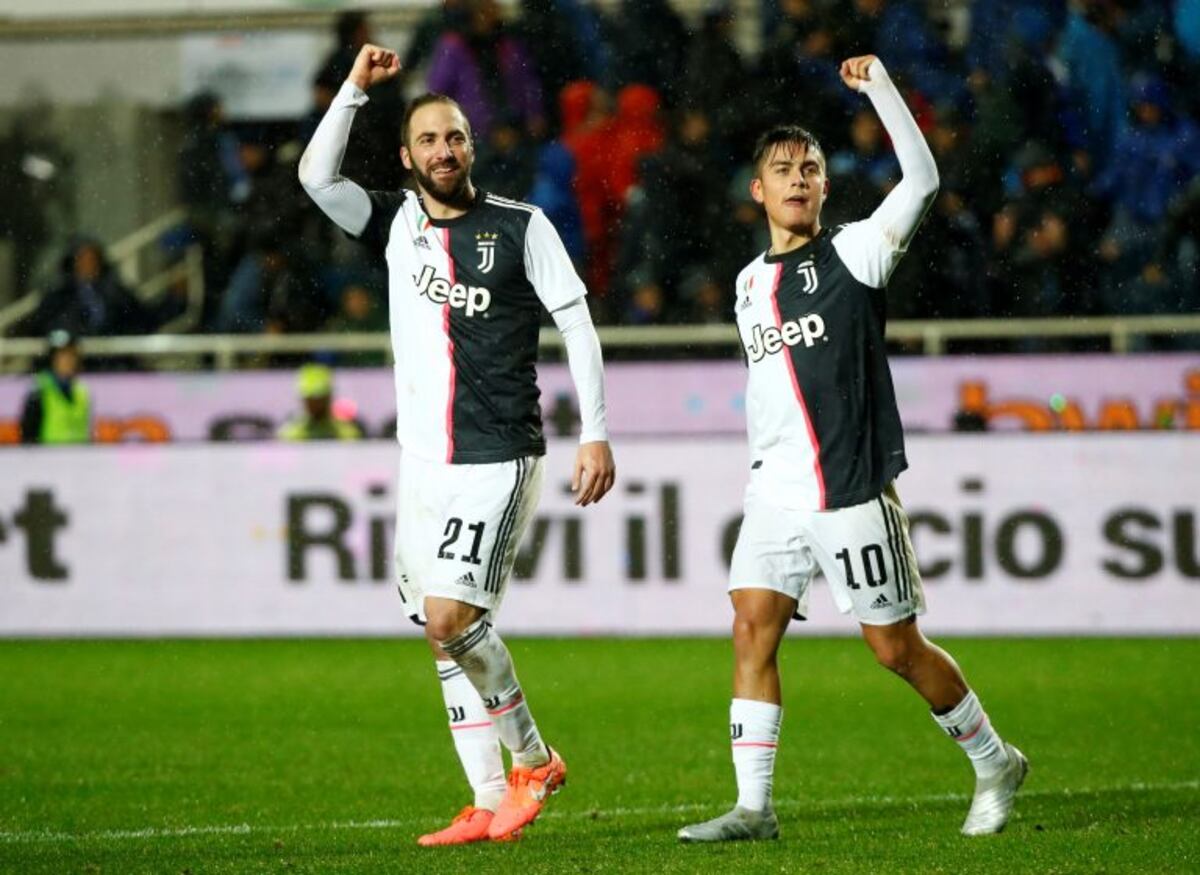 Gonzalo Higuaín suena en el PSG para reemplazar a Edinson Cavani