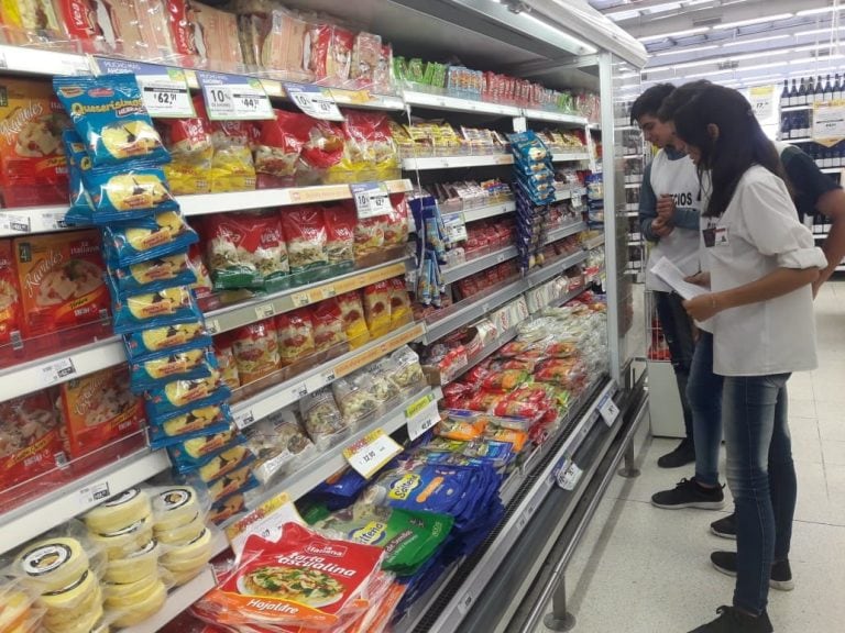 Ahora Misiones permite reintegros de hasta el 10 % en compra de alimentos con tarjetas del Macro, Nación y Credicoop. (CIMECO)