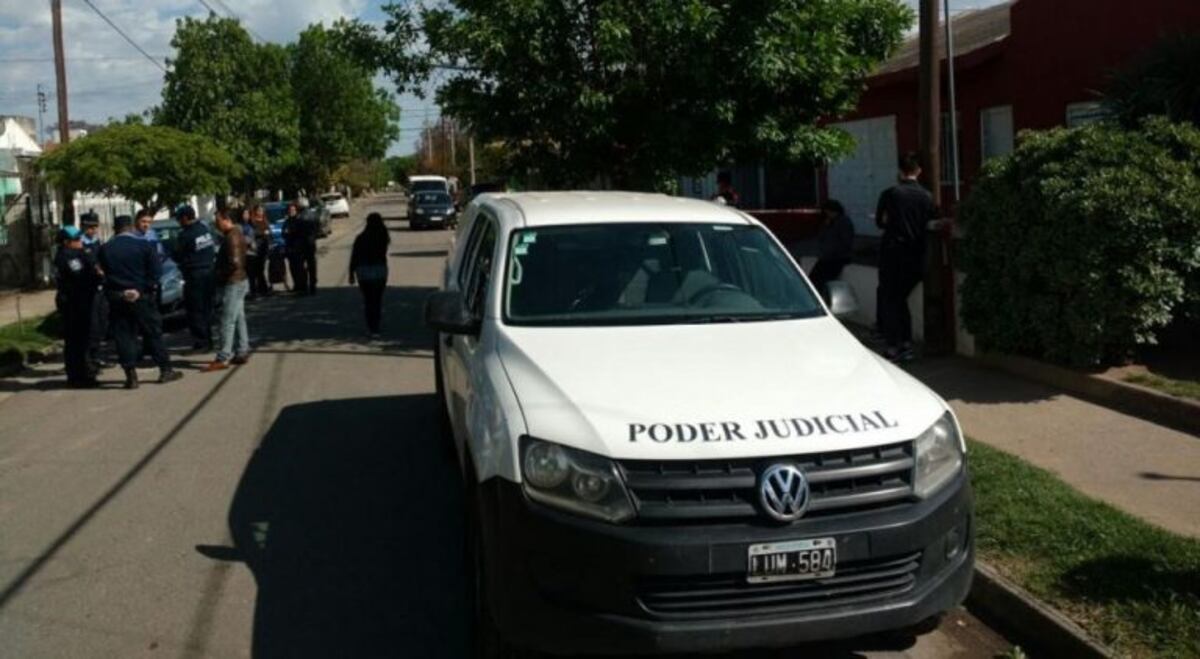 Asesinaron a balazos a un policía en medio de un robo en su casa de Córdoba