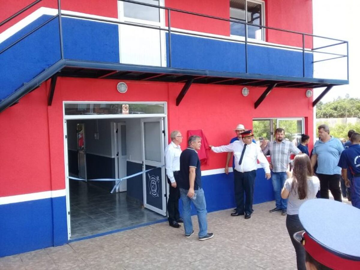 Inauguraron el nuevo cuartel de Bomberos Voluntarios en Andresito