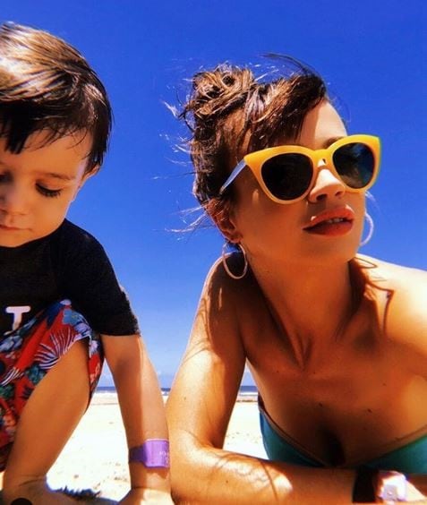 Celeste Cid junto a su hijo Antón, fruto de su relación con Michel Noher