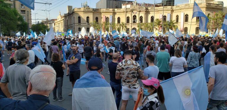 Nuevo banderazo contra el Gobierno nacional en Córdoba.  (Foto: Javier Ferreyra)