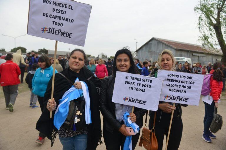 Mauricio Macri en la caravana del Sí se Puede en Córdoba.