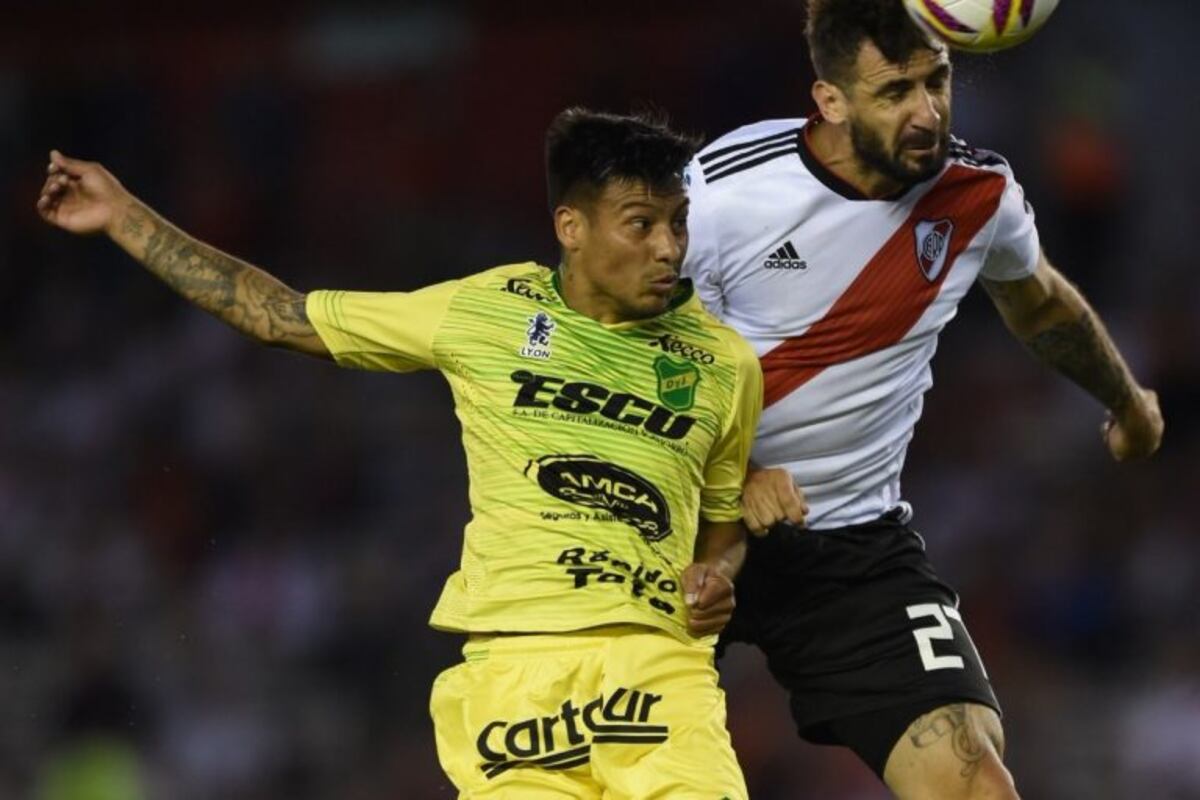 Defensa y Justicia le ganó a River en el Monumental y es el único escolta de Racing