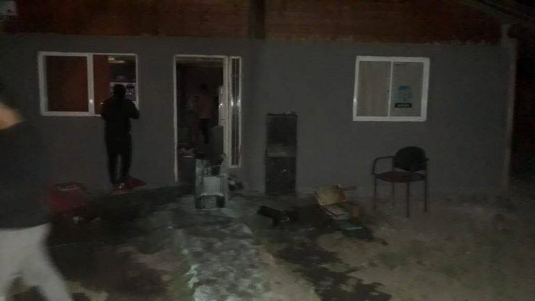 Anisacate: una estufa generó un incendio en una vivienda.