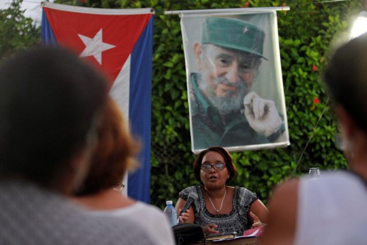 Cuba debate su Constitución en el cumpleaños de Fidel