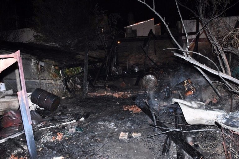 Así quedó el vivero después de que el fuego lo arrasara.