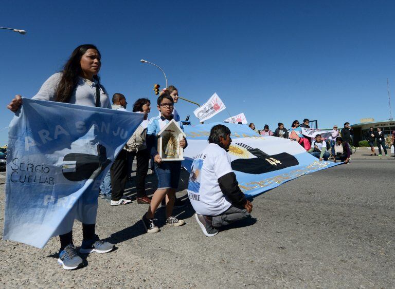 Familiares de tripulantes del ARA San Juan accederán a las imágenes del submarino hundido (Foto: REUTERS/Marina Devo)