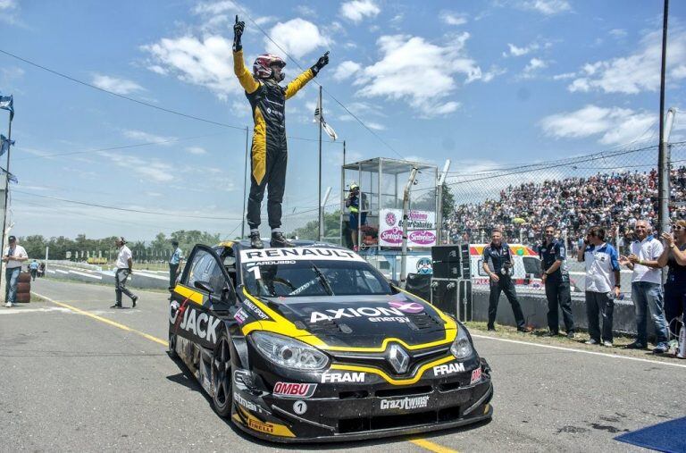 Ardusso bicampeón del Súper TC2000