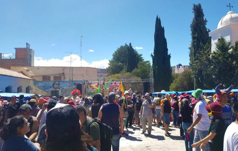 Bajo el cielo celeste, límpido y puro, de la Quebrada de Humahuaca, se festeja este sábado el inicio del Carnaval 2020.