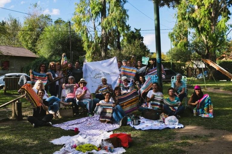 Casi cien mujeres y un hombre forman pare de eta acción solidaria, pero se espera que otras se sumen para poder hacer más grande este proyecto.