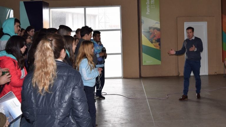 Alumnos de Visita en Puerto Quequén - 4