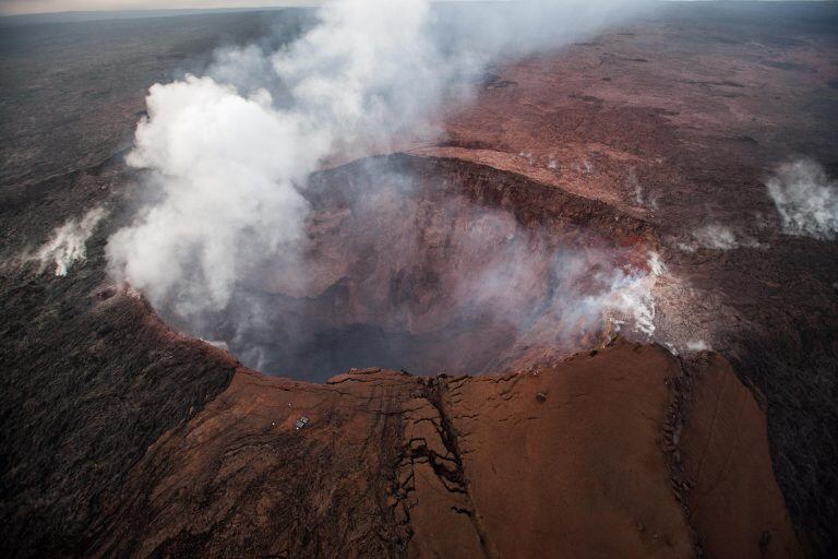 En fotos: la erupción del volcán hawaiano Kilauea complicó la situación en la zona