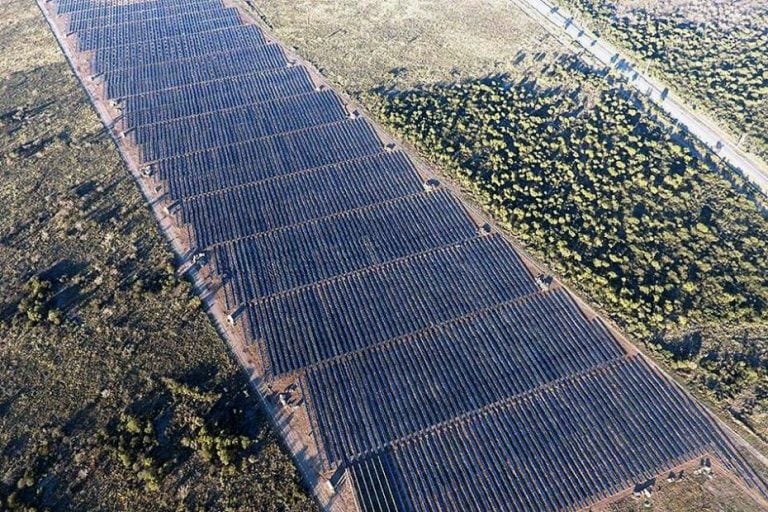 Parque Solar Caldenes del Oeste.