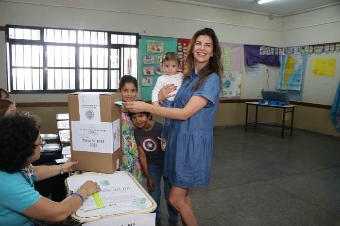 Bettina Romero, Elecciones 10/11