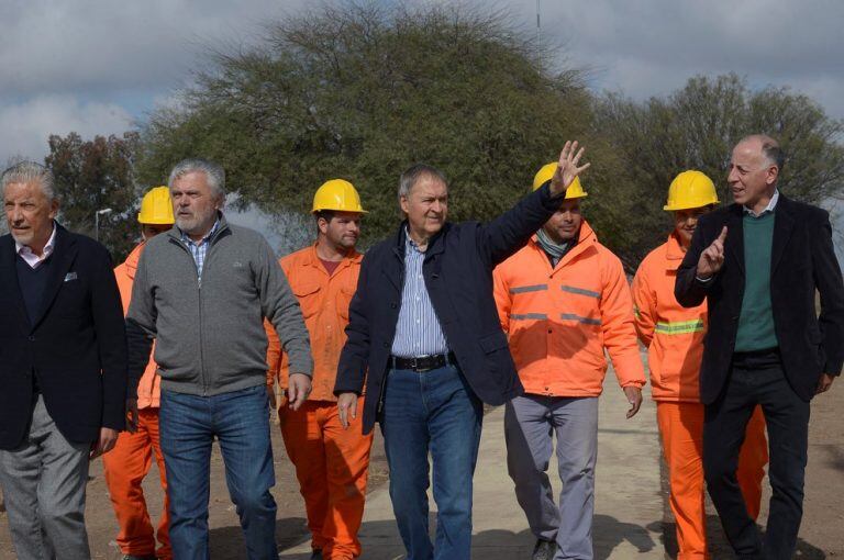 Schiaretti inauguró la nueva rotonda en el distribuidor de Circunvalación y Ruta 5.