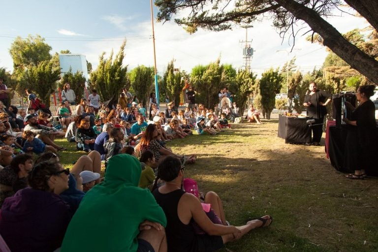 Festival de Títeres y Teatro