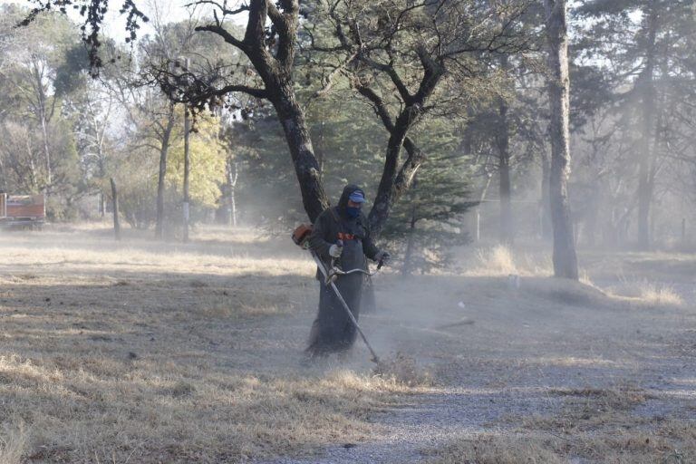 Debido al tamaño del predio, es que las tareas se extendían por varias semanas. (Foto: prensa municipal).