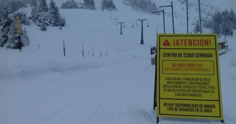 Suspendieron las detonaciones controladas en Bariloche (El Cordillerano).