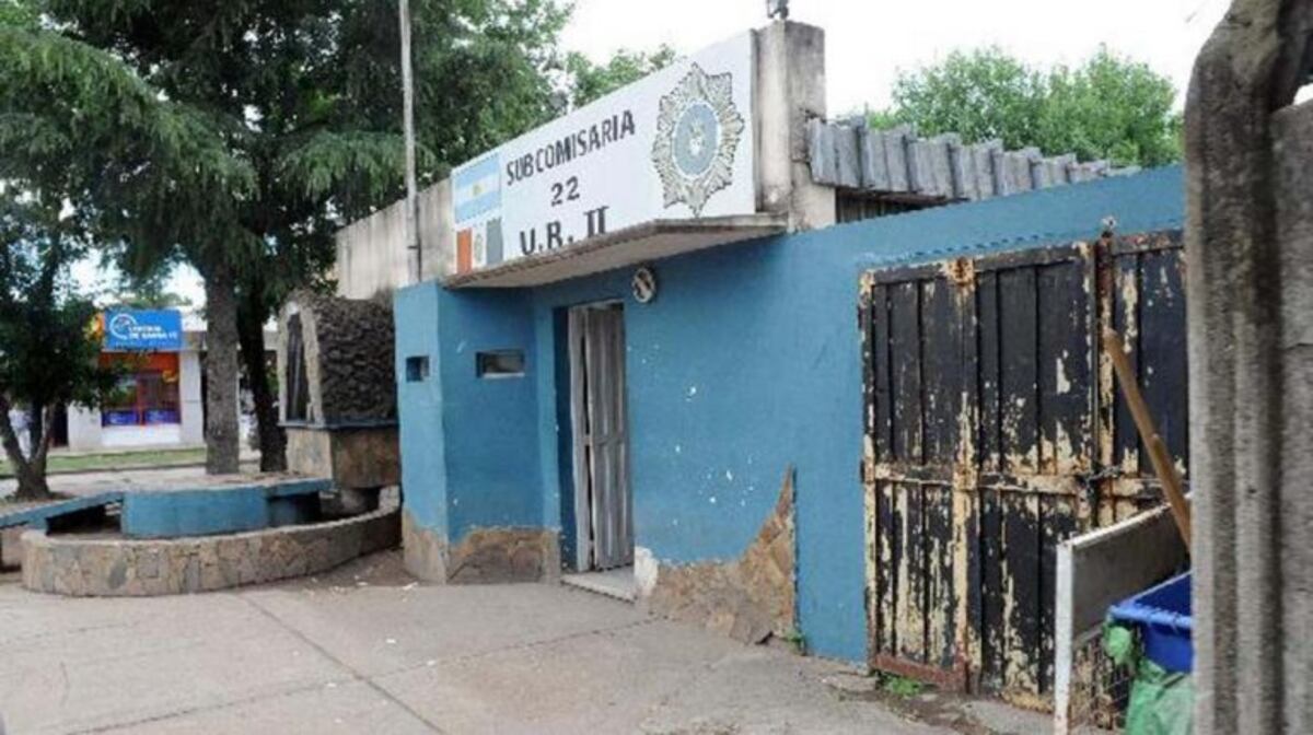 Condenan a un policía por extorsionar a familiares de detenidos