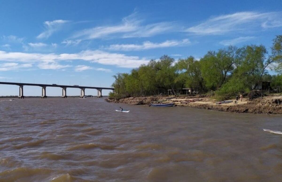Joven bañista desapareció frente a un parador de las islas entrerrianas