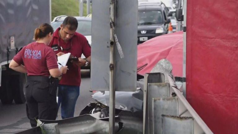 Choque fatal en la avenida General Paz: un muerto.