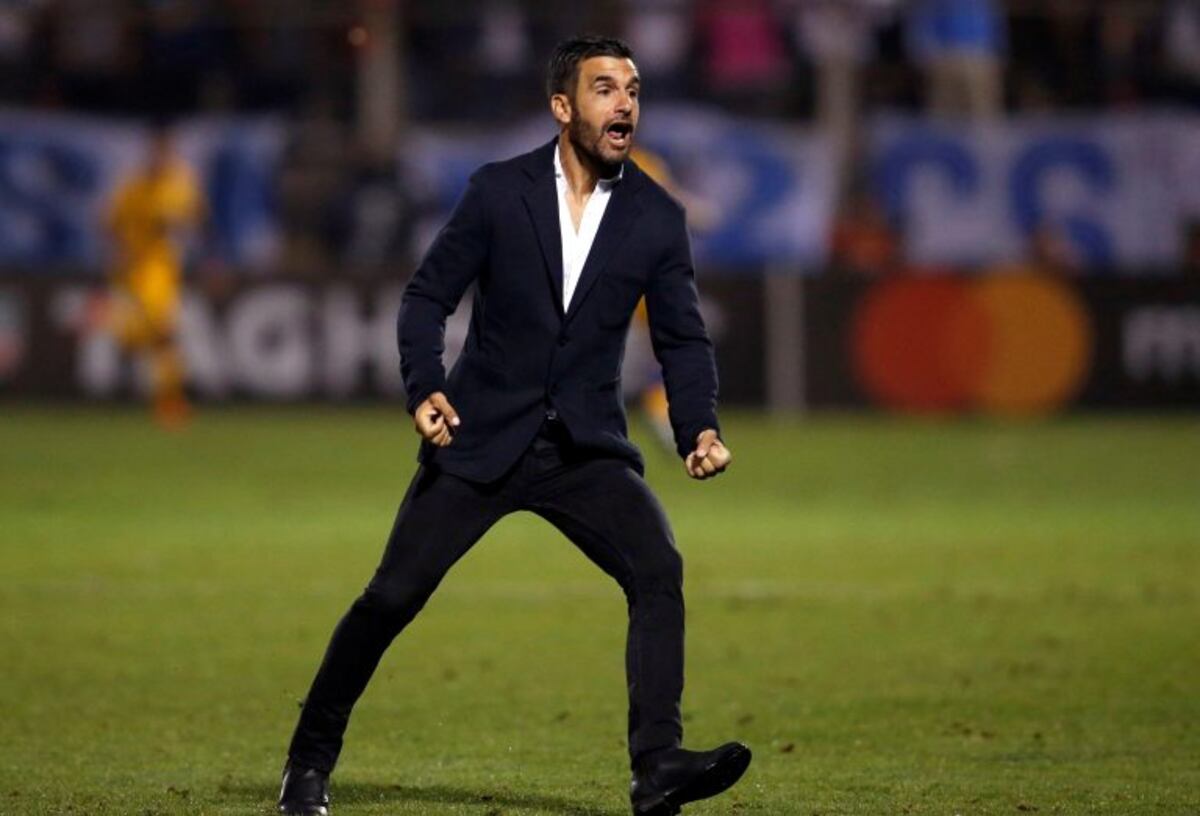 La dirigencia de Rosario Central echó a Paulo Ferrari tras la derrota ante San Lorenzo