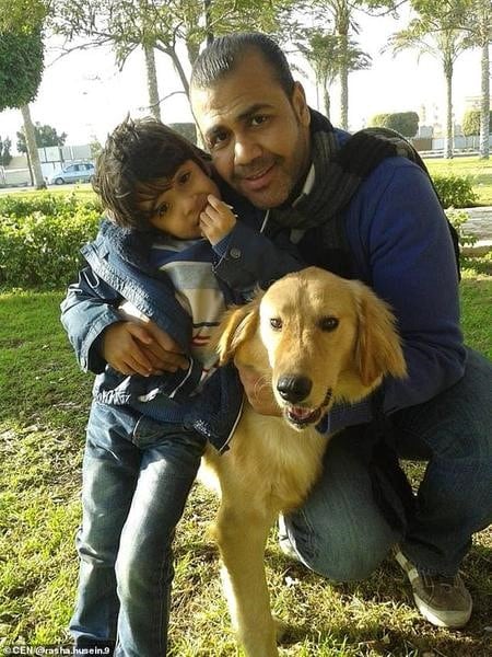 El niño de 7 años fue atacado por dos perros  junto a su papá y a su mascota