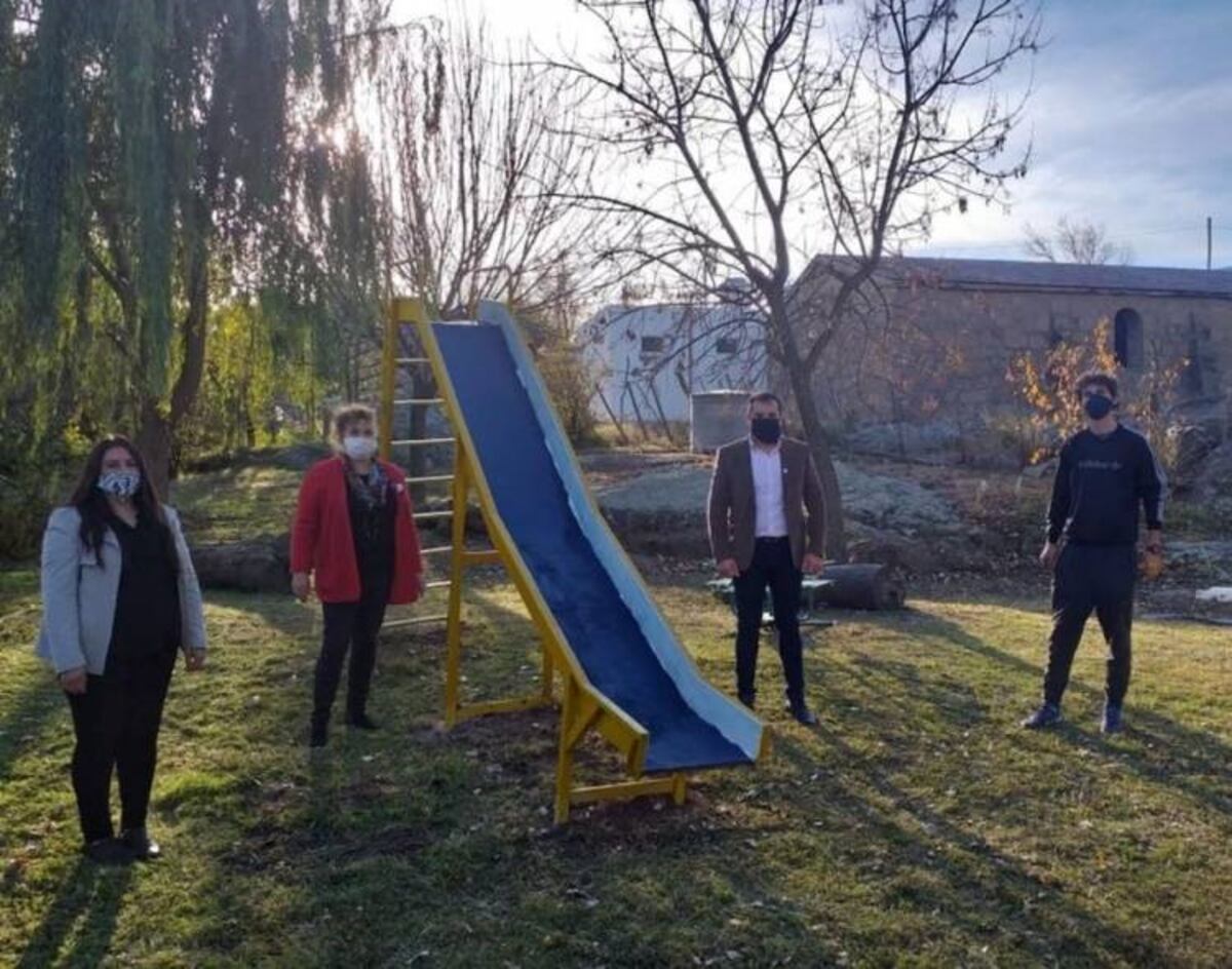 Villa Benegas recibió la visita de Carlos Oviedo
