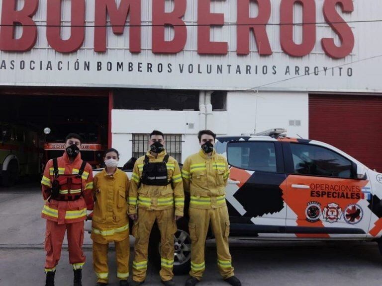 Bomberos de Arroyito viajaron a Villa Albertina