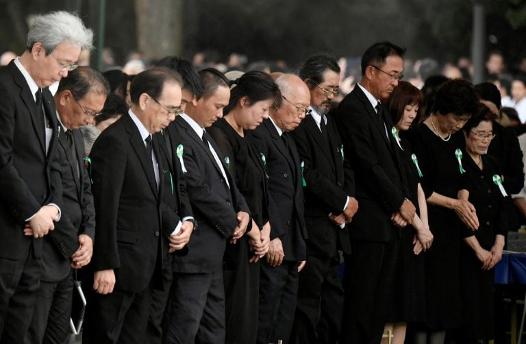 Japón conmemora 74 años de la bomba atómica que destruyó Hiroshima (Foto: Kyodo News/AP)