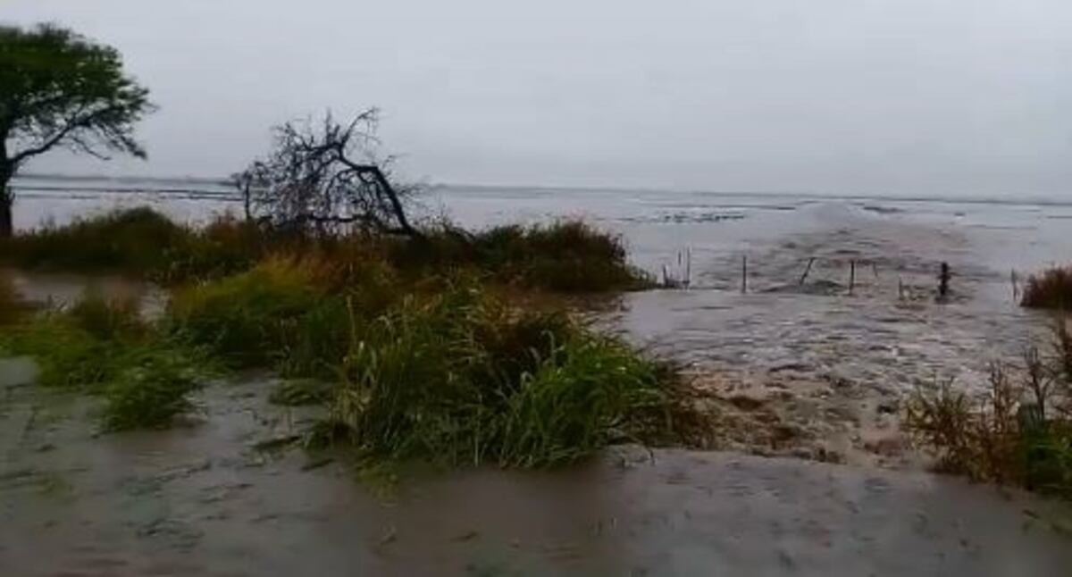 Las impactantes imágenes de la ruta 89 bajo el agua