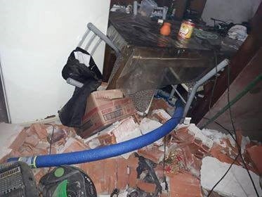 Innumerables destrozos dentro de la vivienda. (Flash 24)