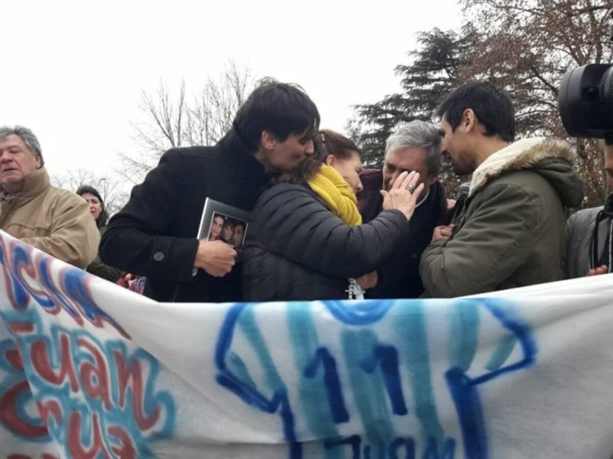 La familia de Juan Cruz Ibáñez encabezó una conmovedora marcha por justicia
