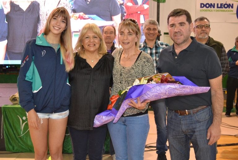 Julieta Lema presente en la despedida.