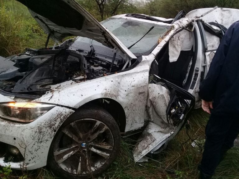 Un automovilista de Sunchales murió tras volcar a la altura de Monje en la autopista Rosario Santa Fe. (@jufarusf)