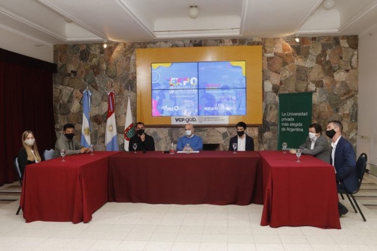 Comenzó una nueva edición de la “Expo Carreras” en Carlos Paz