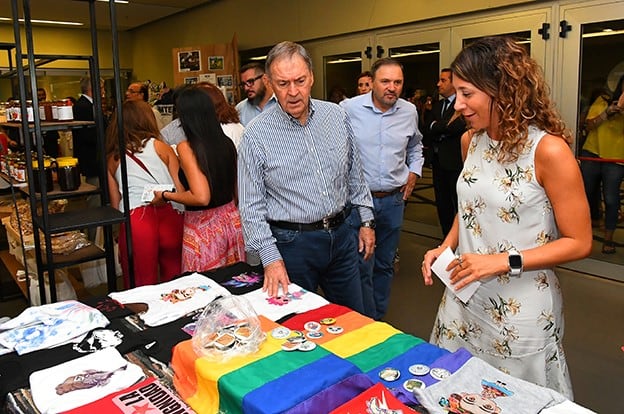 Los anuncios del gobernador Juan Schiaretti para los trabajadores de la economía popular.