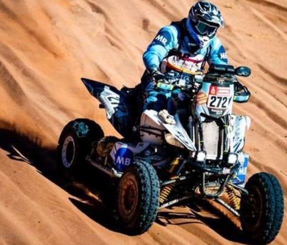 El unquillense Mariano Bennazar también sigue haciendo experiencia en el Dakar, después de haber tenido que reengancharse.