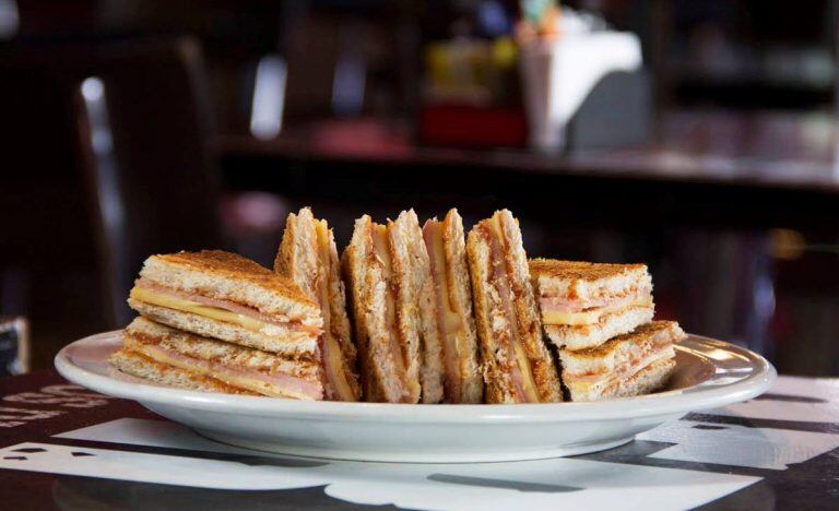 El "Carlito rosarino", el plato típico de la ciudad cuna de la bandera