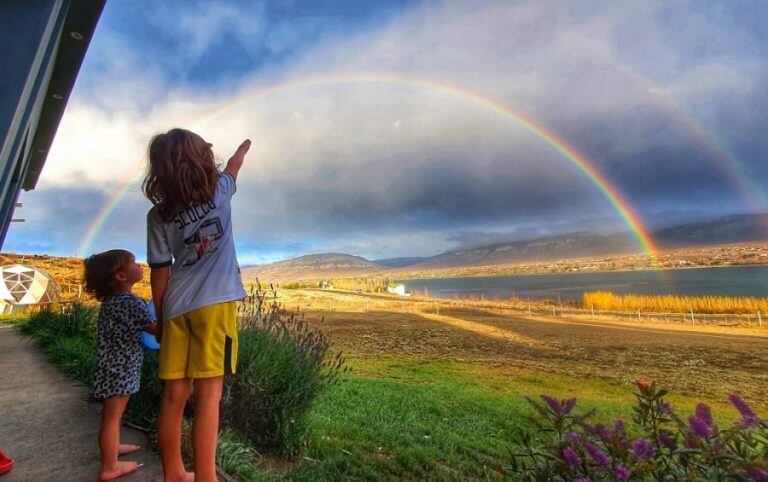 "La nación del arcoiris comienza acá", de Lucas Kolber.