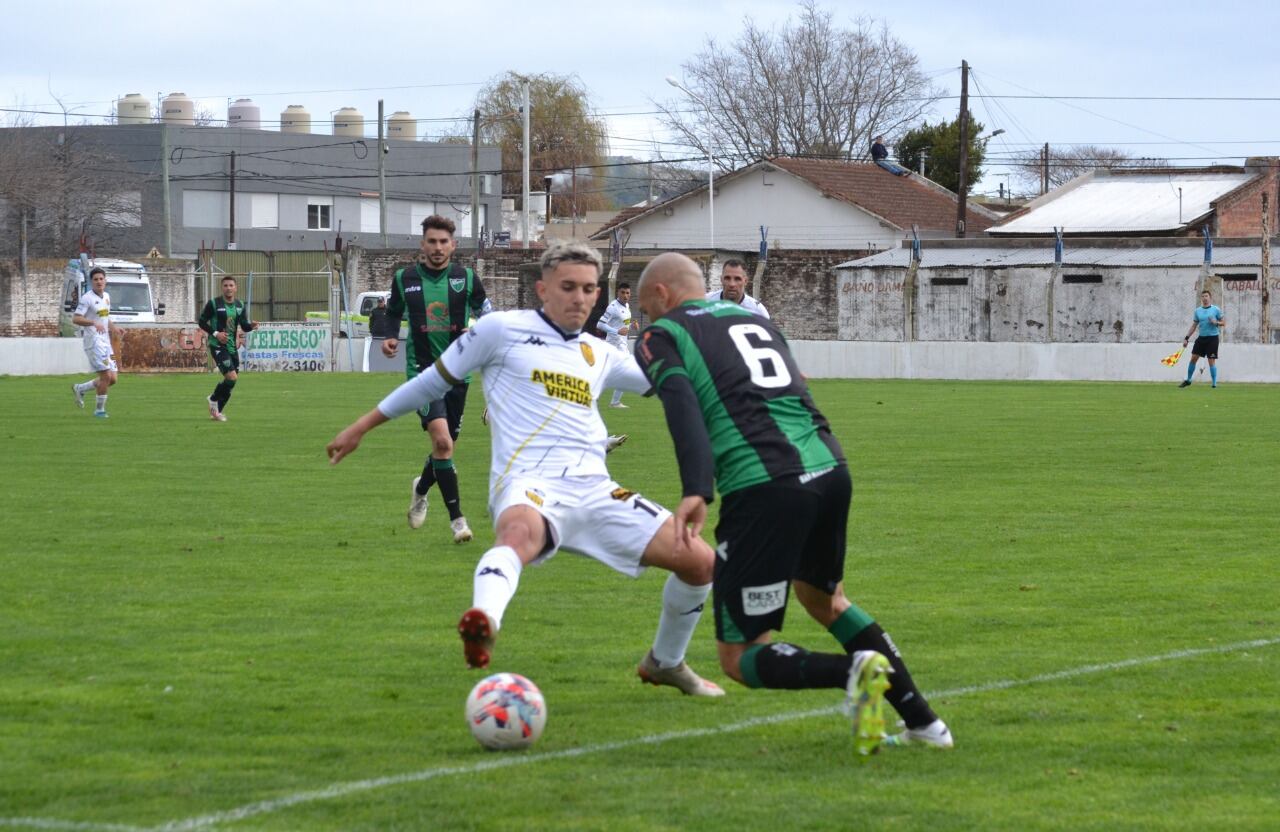 Así fue el empate entre Santamarina de Tandil y San Martín de San Juan.