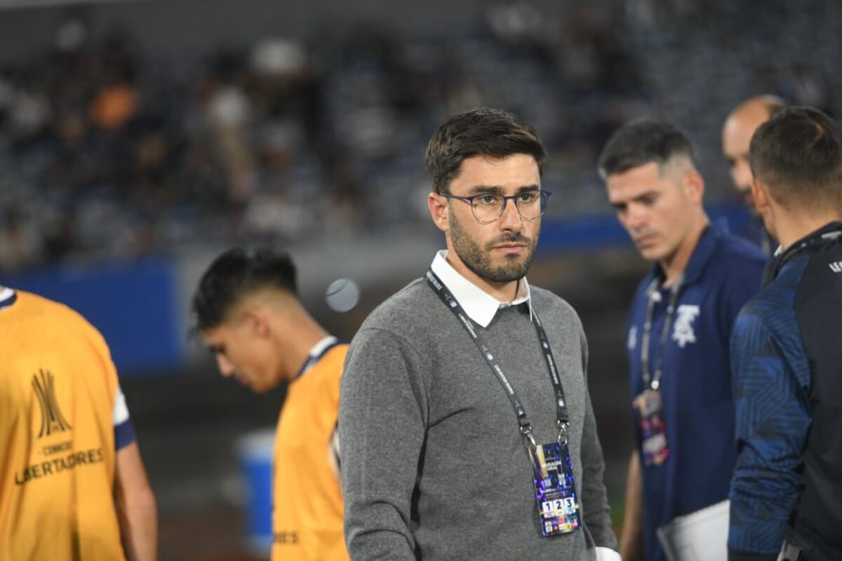 Talleres: el DT interino vio “un equipo un poco más liberado de responsabilidades”